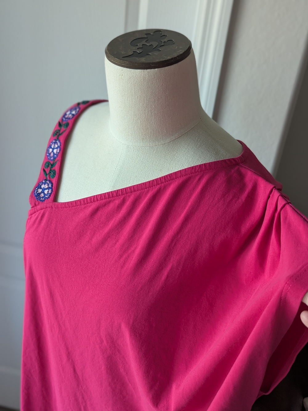 Soft Surroundings Hot Pink One-Shoulder Tank with Embroidered Strap